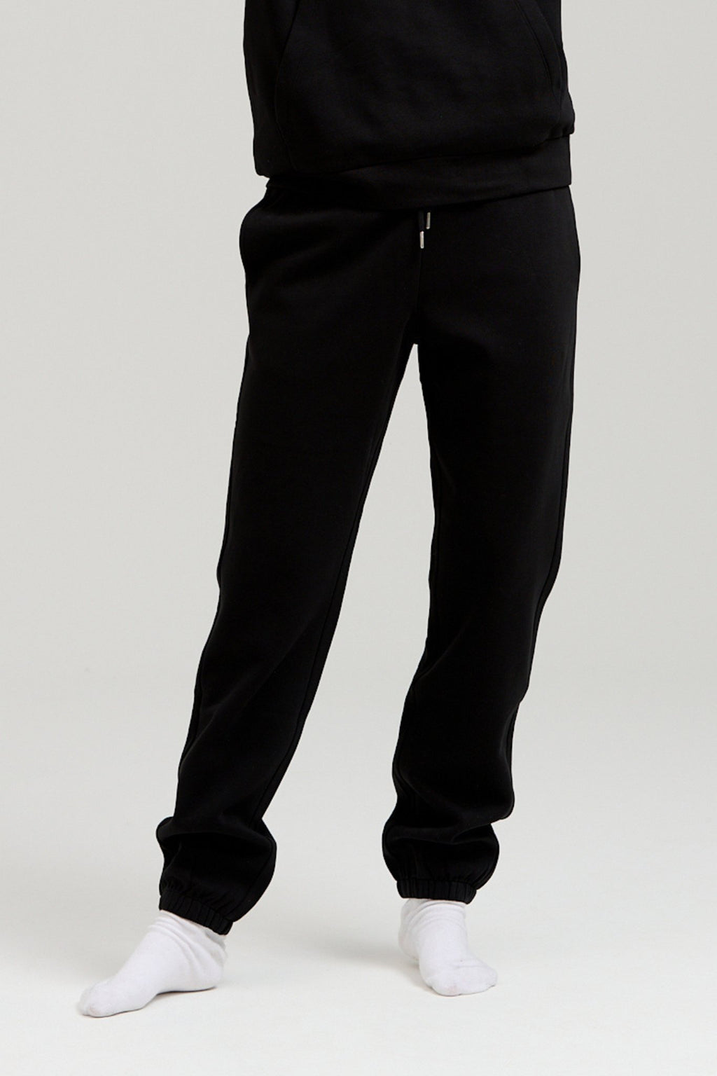 Basic Sweatsuit mit Hoodie (schwarz) - Paketgeschäft (Frauen)
