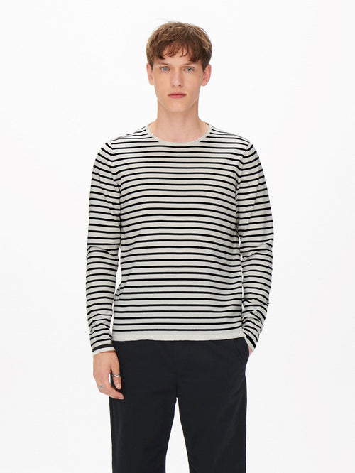 Coby Striped Knit - Star White - TeeShoppen Group™ - Knitwear - Only & Sons