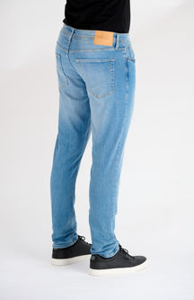 The Original Performance Jeans (schlank) - Hellblauer Denim