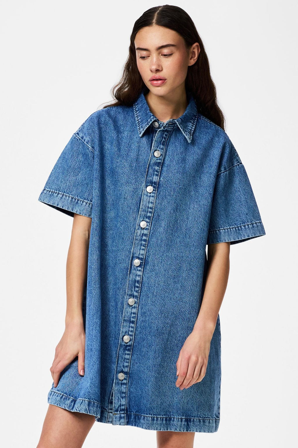SkyA-Shape Jeanskleid – Mittelblauer Denim