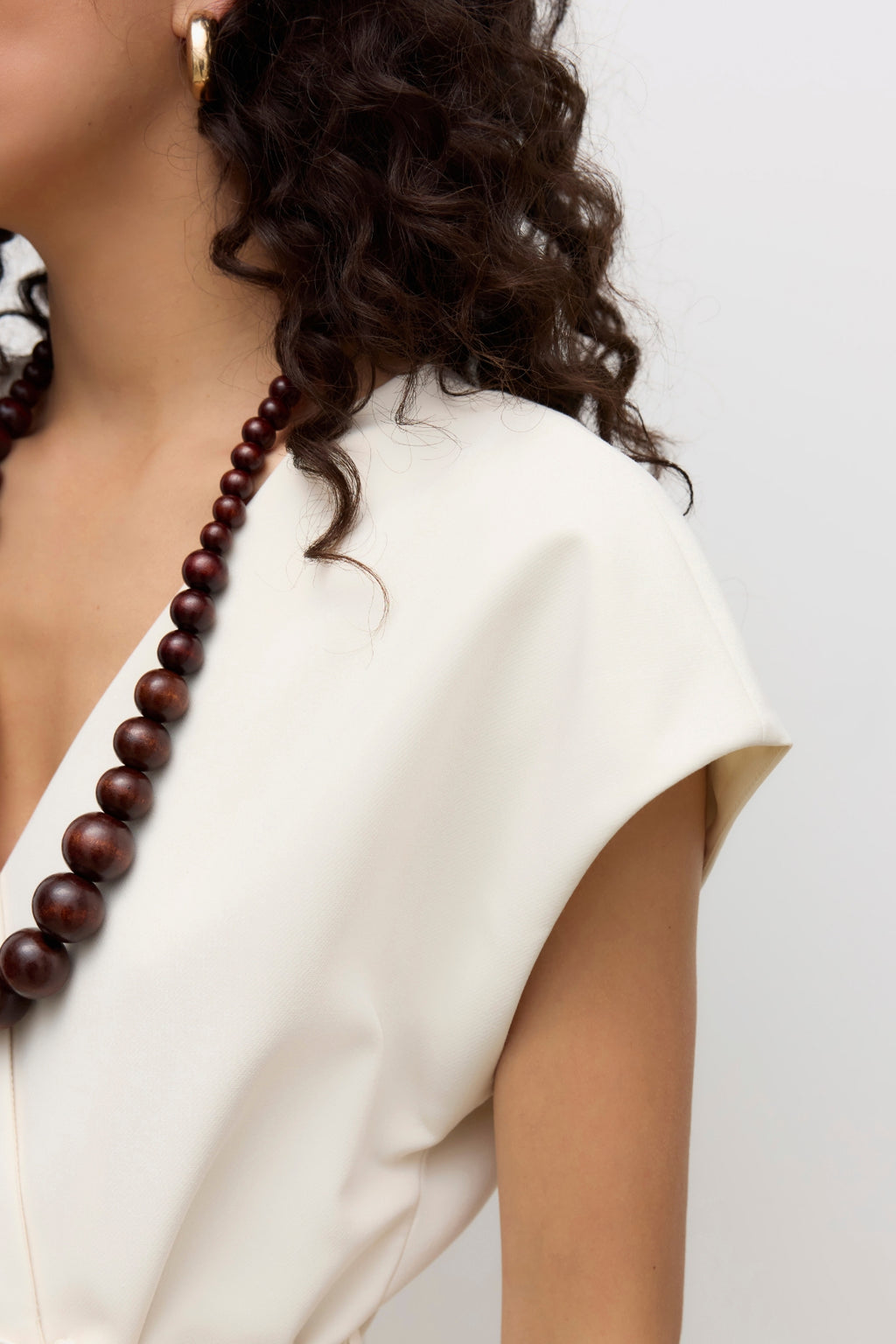 Vannah Midi-Weste mit V-Ausschnitt – Birke