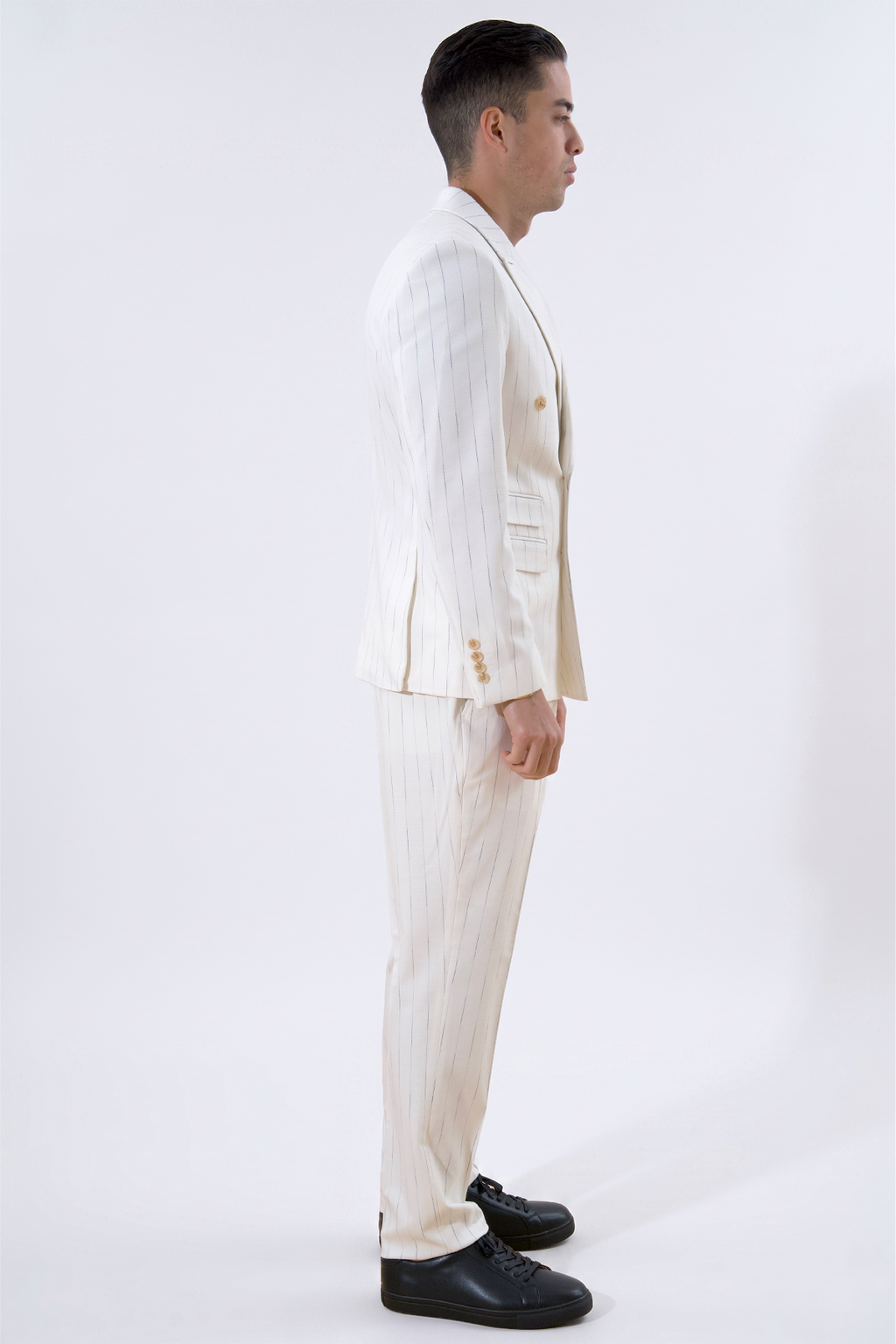 Klassischer Blazer – Weißer Nadelstreifen