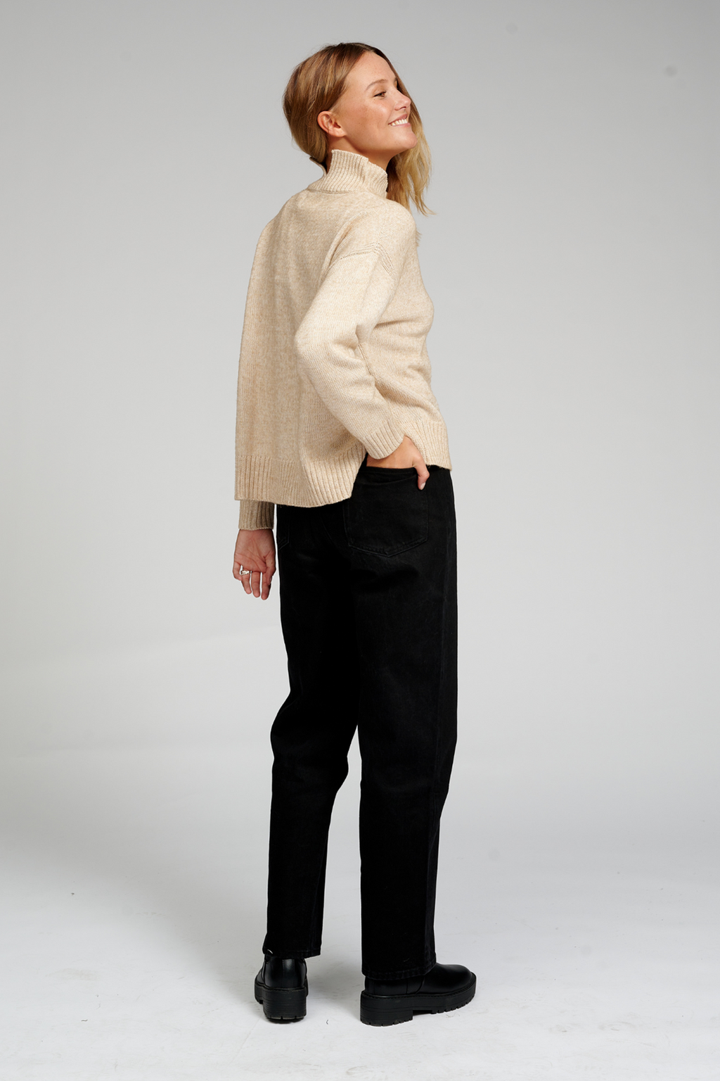 Oversized Strickpolo -Hals -Jumper - Beige