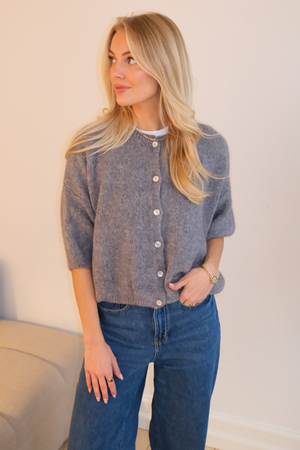 Mary Kurzarmstrick – Grau