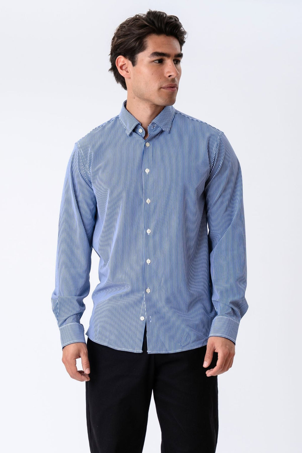 The Original Premium Performance Hemd – Weiß/Marineblau