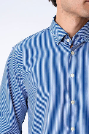 The Original Premium Performance Hemd – Weiß/Marineblau