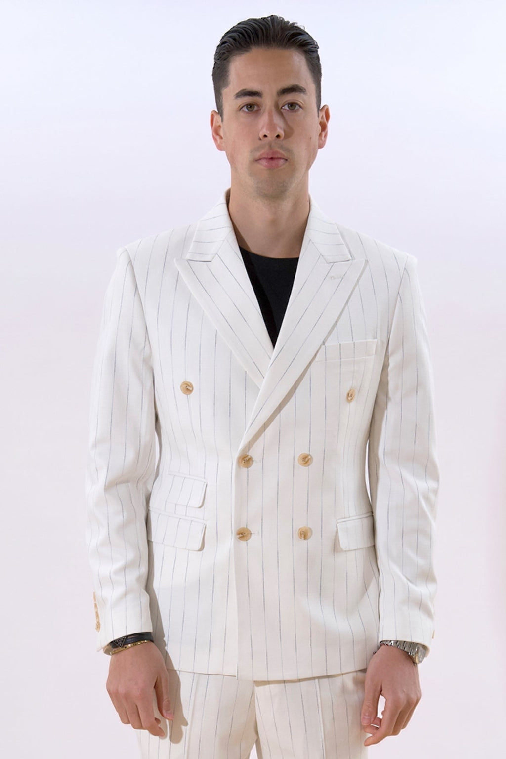 Klassischer Blazer – Weißer Nadelstreifen