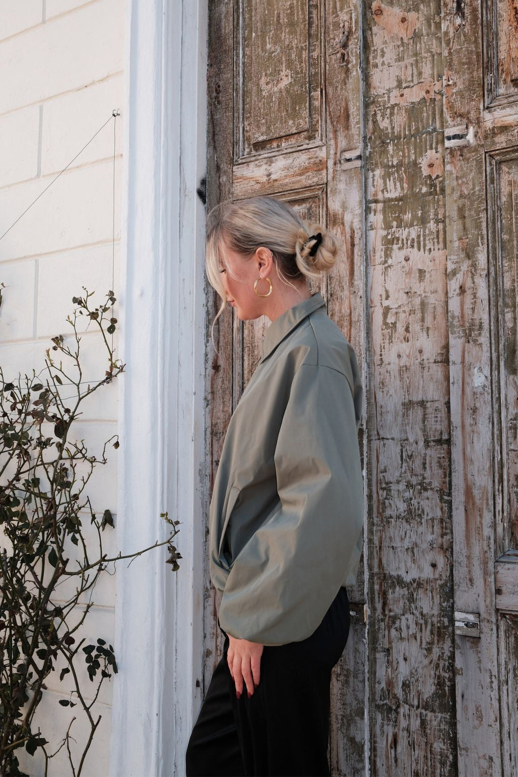 Ines kurze Jacke – Khaki