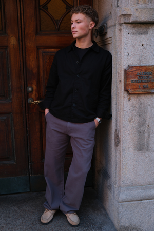 Gerade geschnittene Baumwoll-Chino – Grau