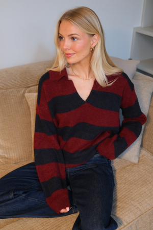 Nora Knit – Burgunderrot/Tiefblau