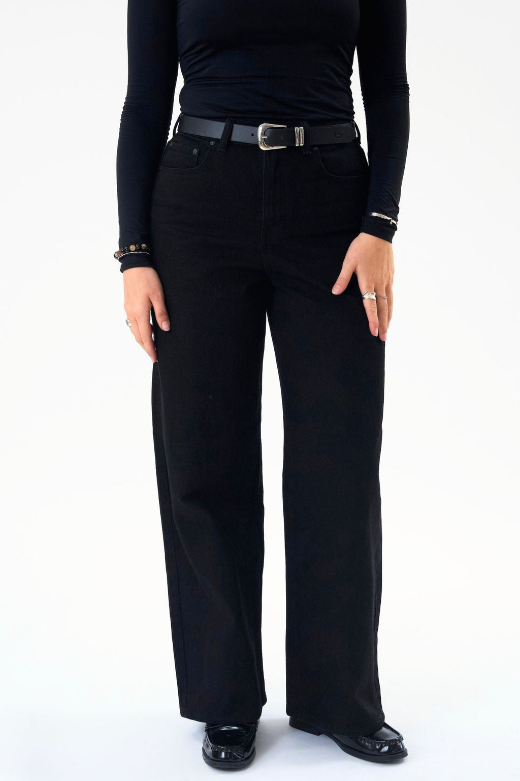 Emily Belt - Schwarz