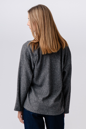 Amalie Strick – Grau