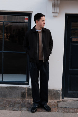 Kurze Reißverschlussjacke - Schwarz