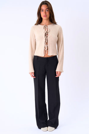 Ivy Krawattenbluse gestrickt – Beige
