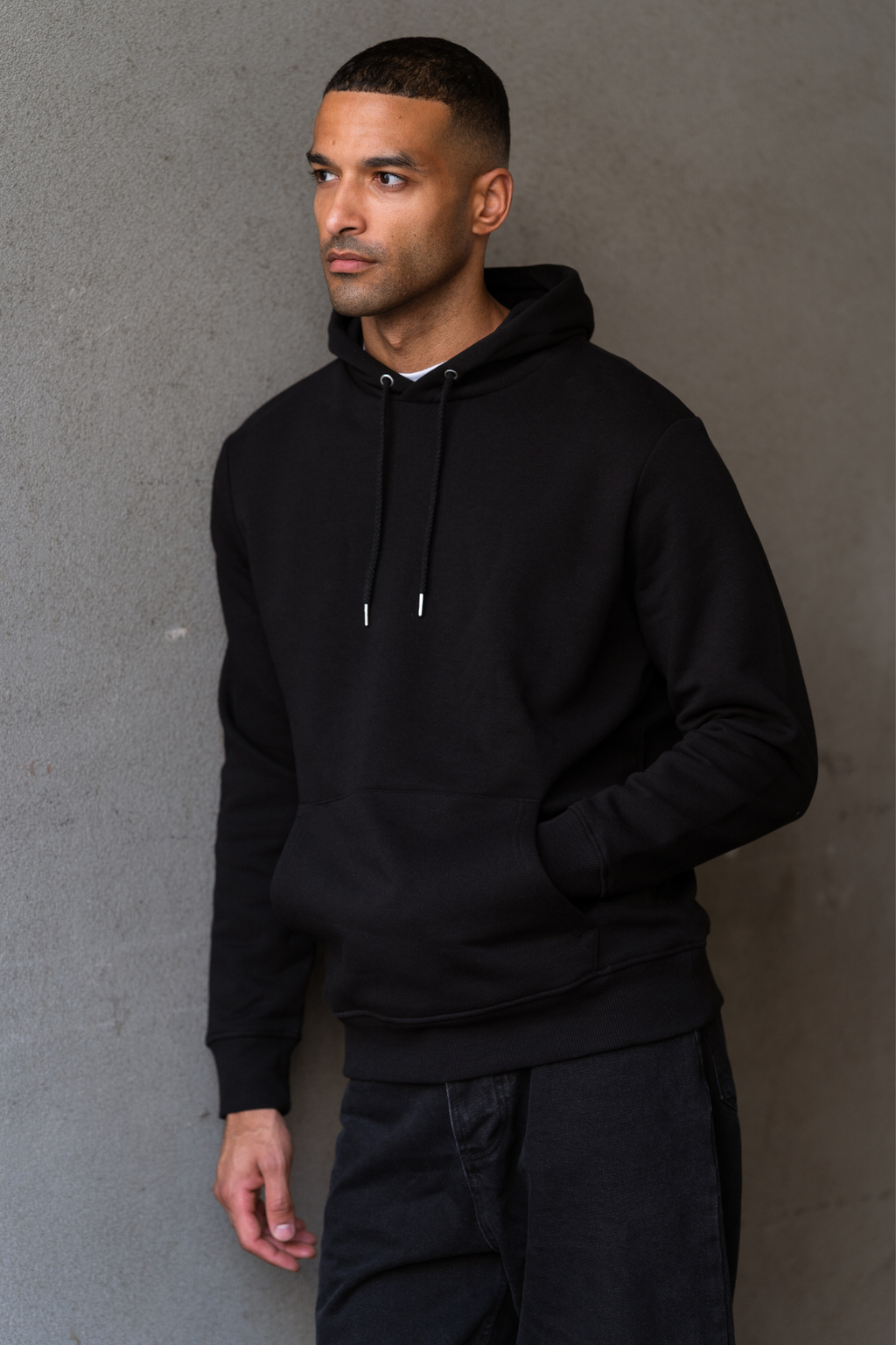 Sweatshirt Hoodie - Schwarz