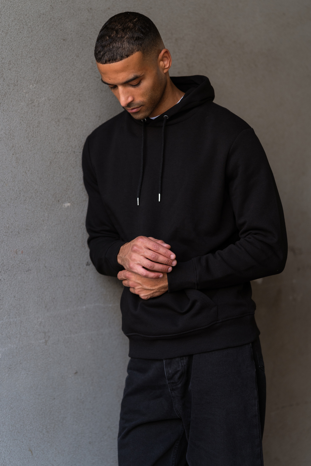 Sweatshirt Hoodie - Schwarz