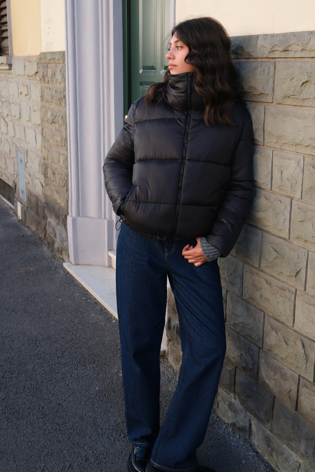 Kurze Pufferjacke - Schwarz