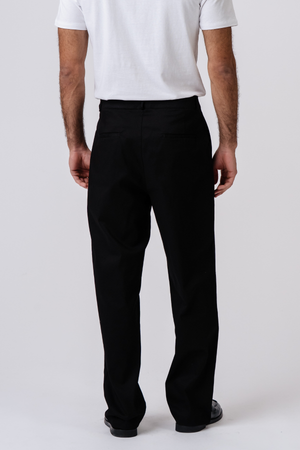 Gerade geschnittene Baumwoll-Chino - Schwarz