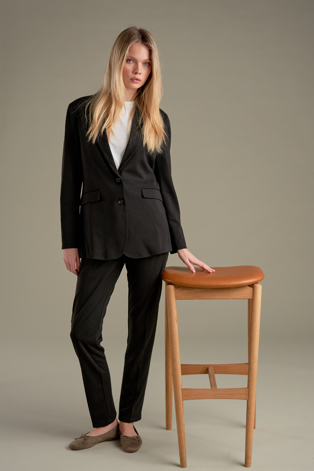 Performance Anzug für Damen (Schwarz) - Paketangebot