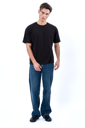 Kastenförmiges T-Shirt - Schwarz