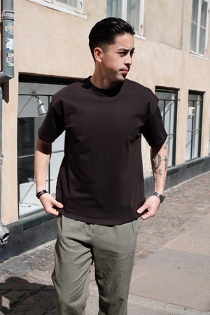 Kastenförmiges T-Shirt - Schwarz
