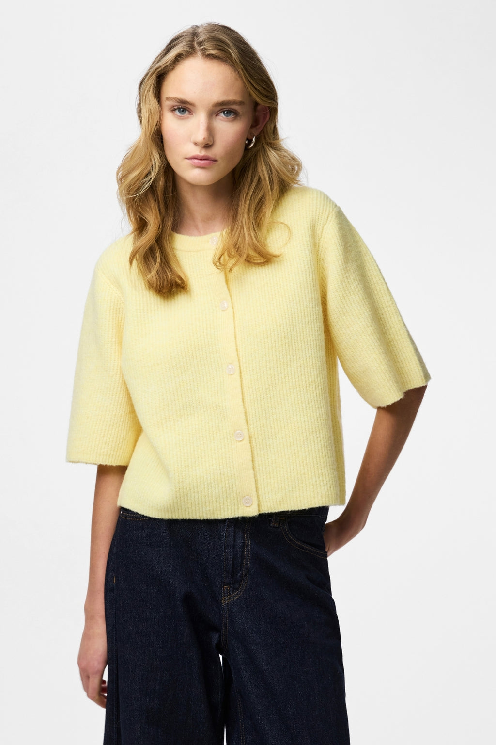 Silly Strickjacke mit O-Ausschnitt – Pale Banana Melange