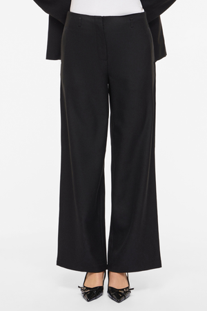 Gurha Loose Pants - Schwarz