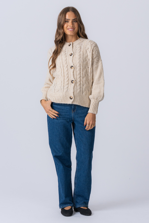 Knopfstrick – Weiß