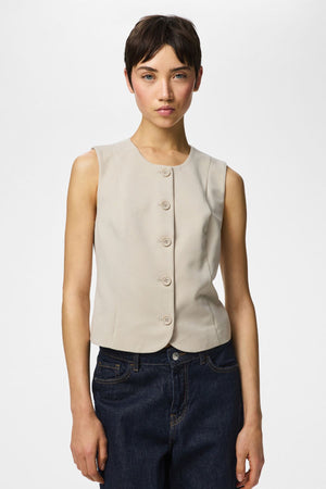 Kamil Taillierte Weste – Overland Trek