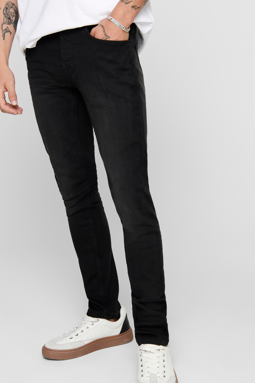 Loom Jog Jeans - Denim Black