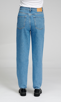 The Original Performance Mama Jeans - hellblauer Denim