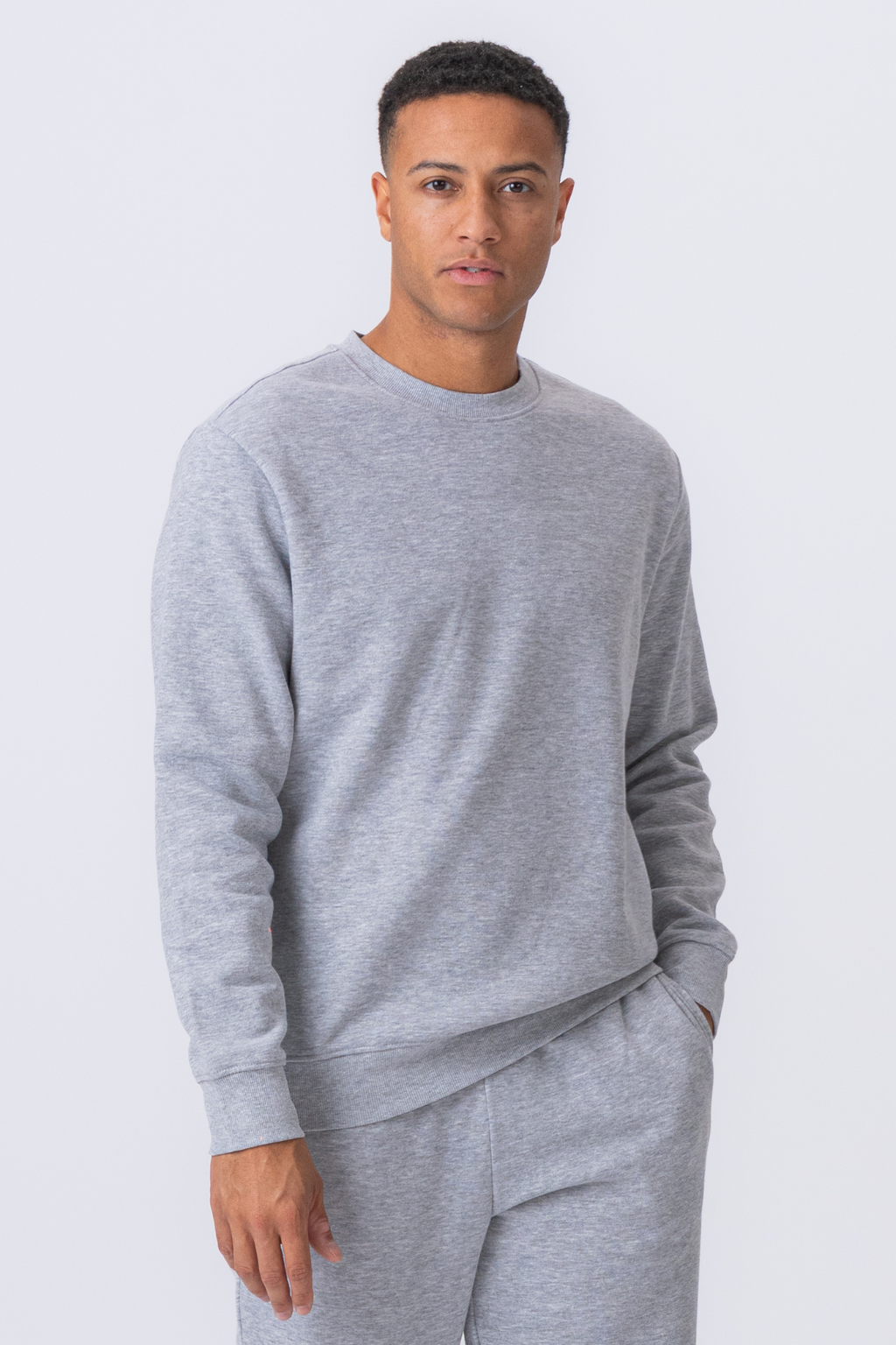 Essential Crewneck – Graumeliert
