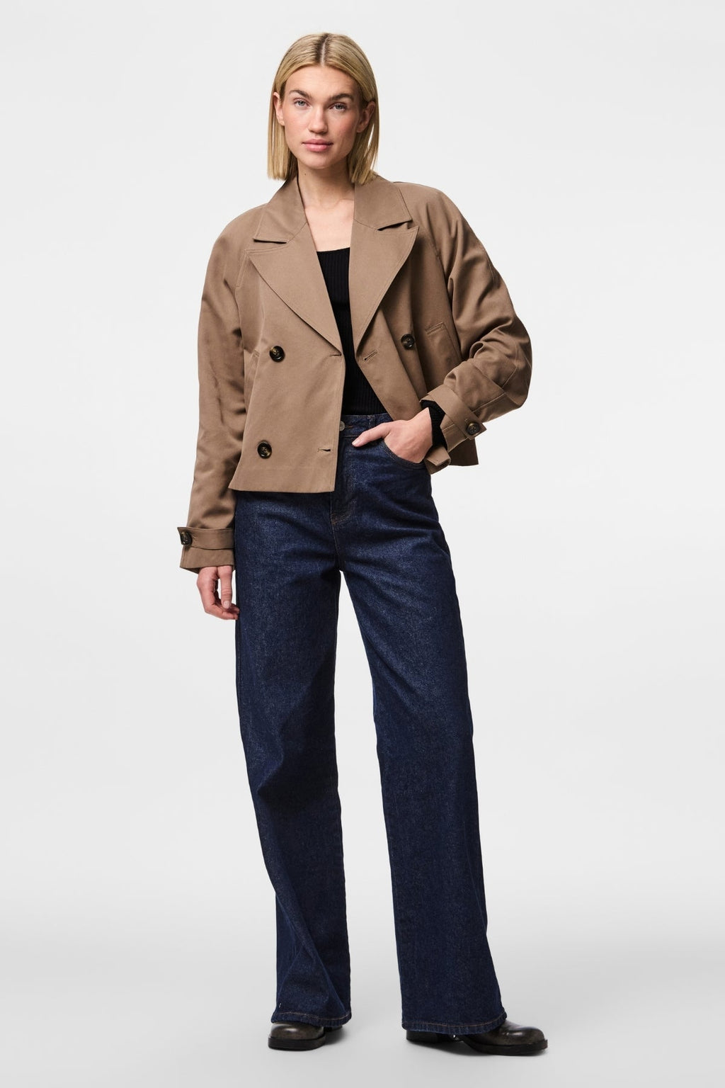 Scarlett Kurzer Trenchcoat – Braune Linsen