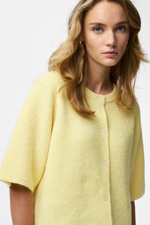 Silly Strickjacke mit O-Ausschnitt – Pale Banana Melange