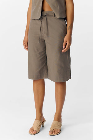 Aura Bermuda Shorts - Morel