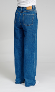 The Original Performance Weite Jeans - Mittelblauer Denim