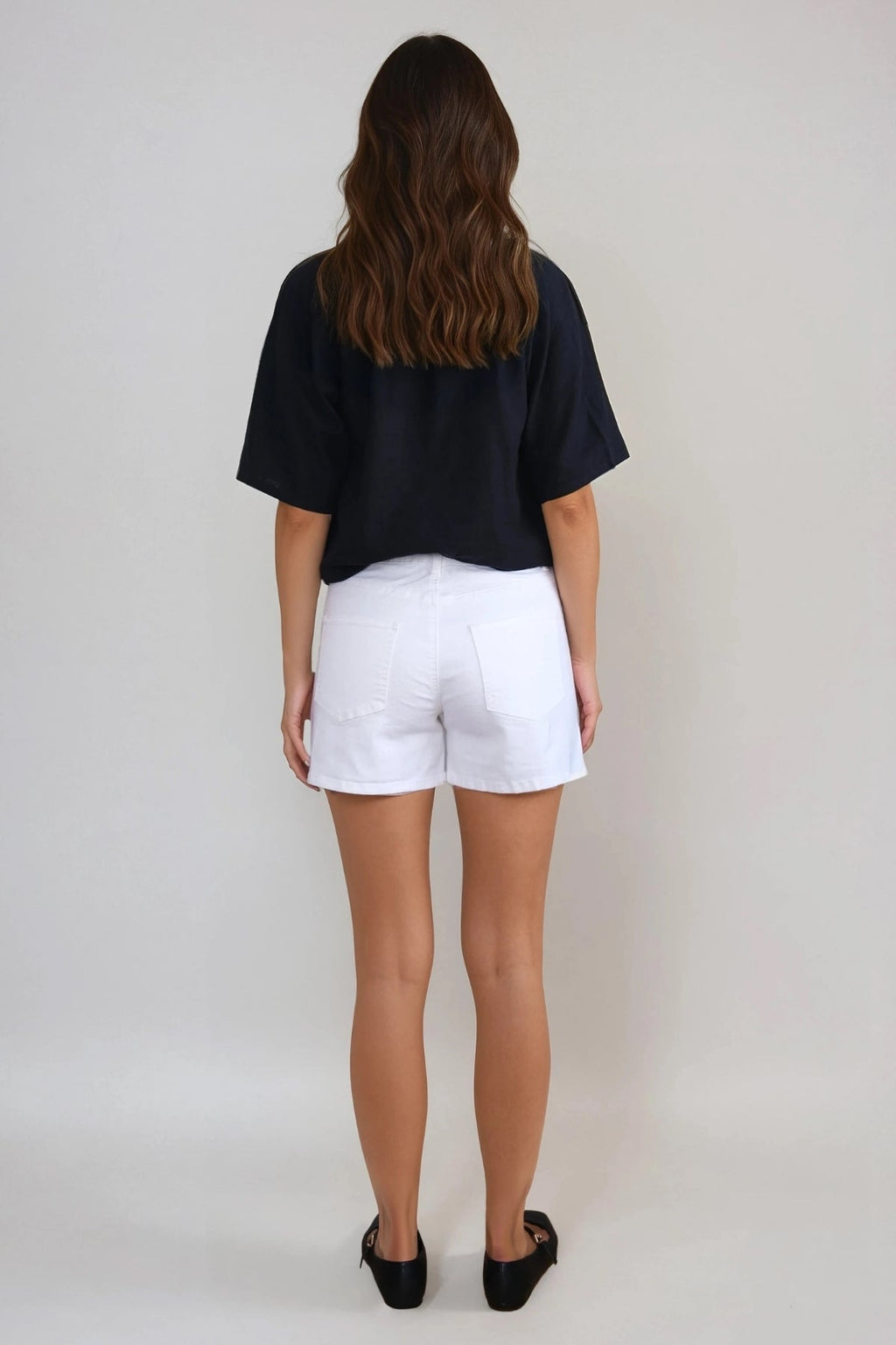 Jihan Ellenhw Shorts - Wolkentänzer