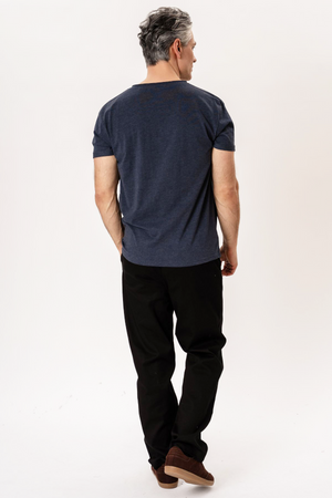 T-Shirt mit tiefem Ausschnitt – Blau meliert