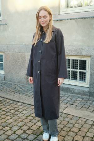 Carla Trenchcoat – Marineblau