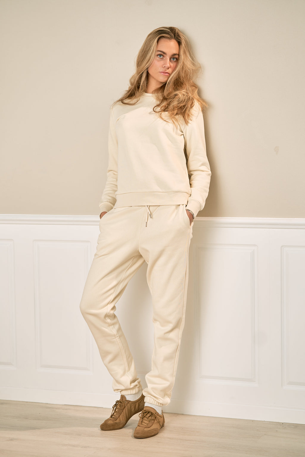 Basic Sweatsuit mit Hoodie (leichter Beige) - Paketangebot (Damen)