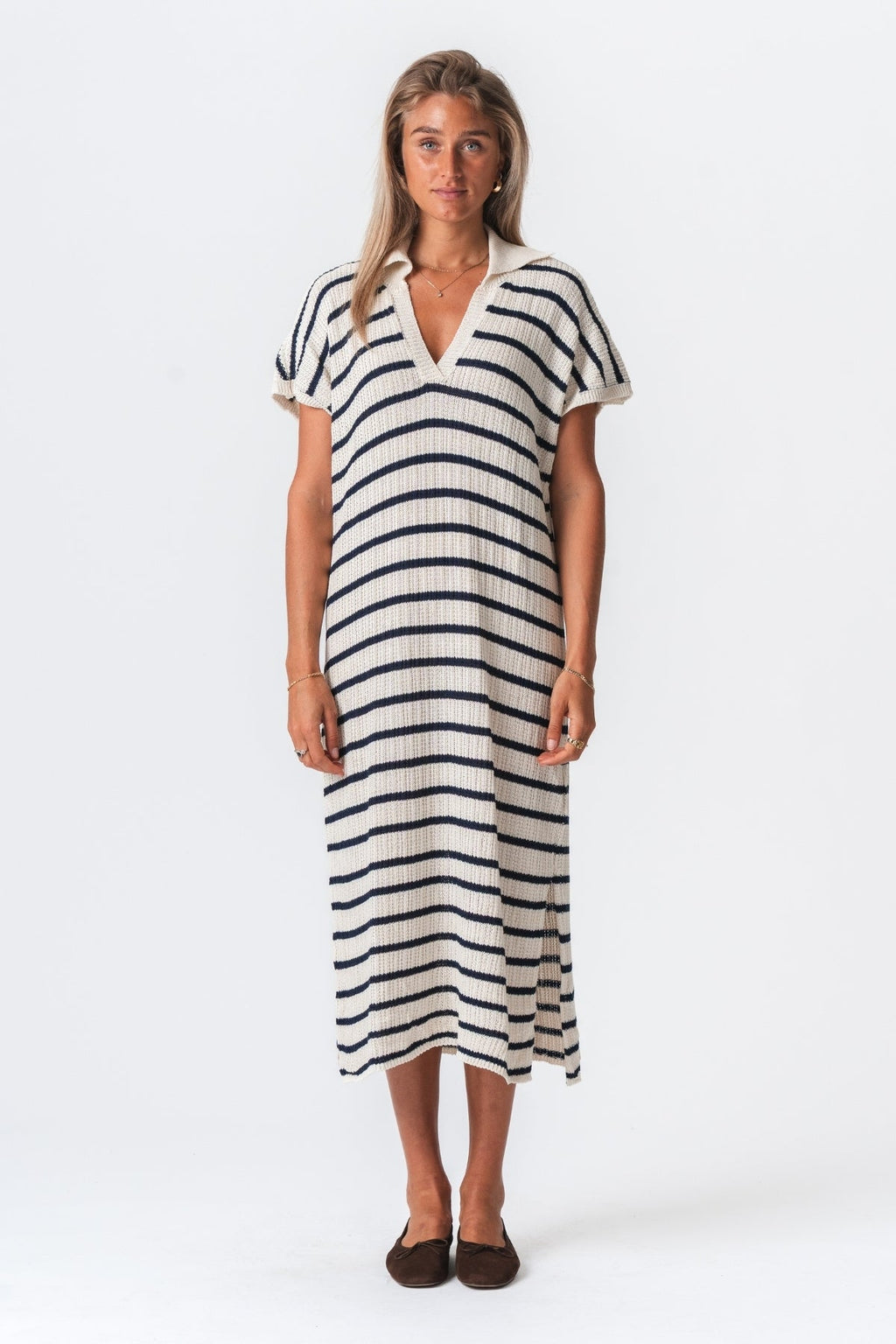 Victoria Kleid - Weiß/Marine