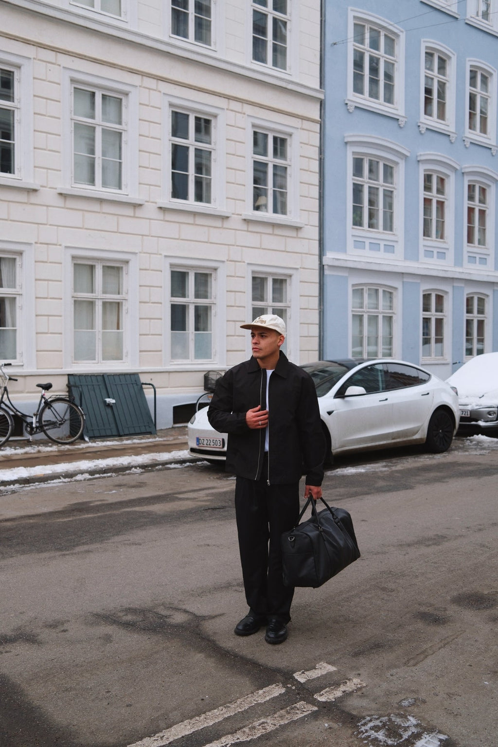 Kurze Reißverschlussjacke - Schwarz