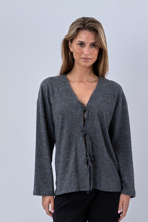 Ivy Krawattenbluse gestrickt – Grau