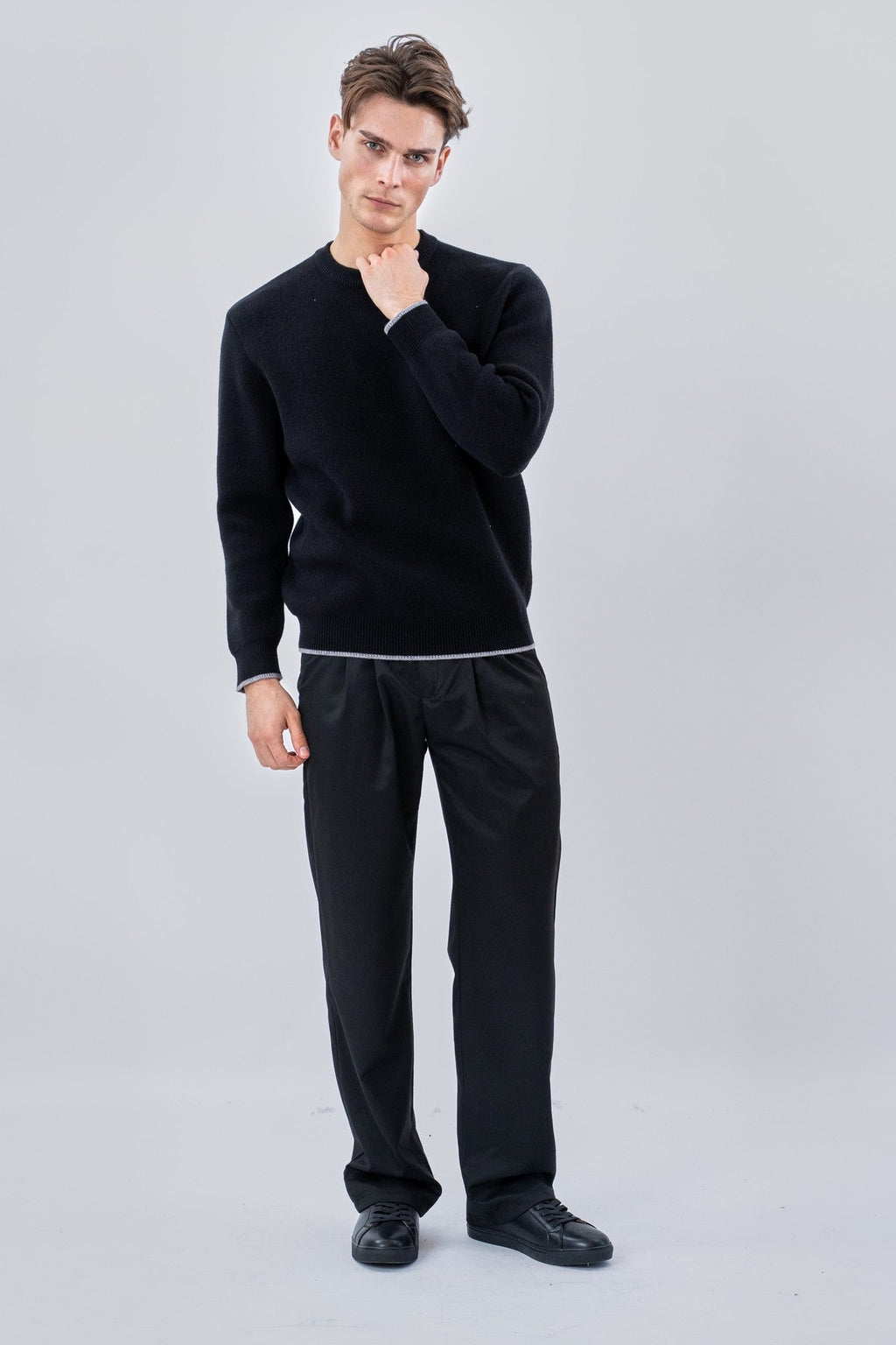 Pullover mit Rundhalsausschnitt - Schwarz