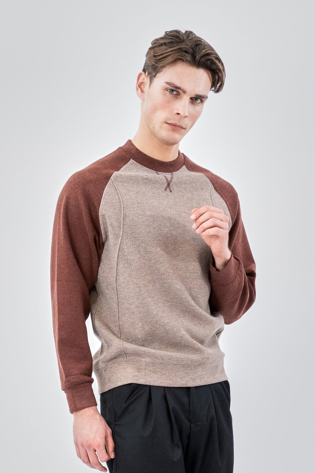 Pullover mit Raglanärmeln – Braun