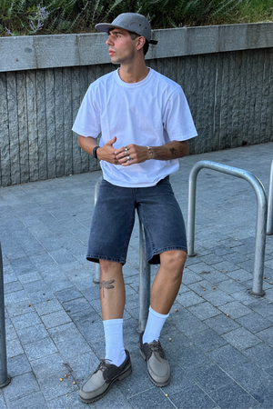 Denim Shorts Locker - schwarz