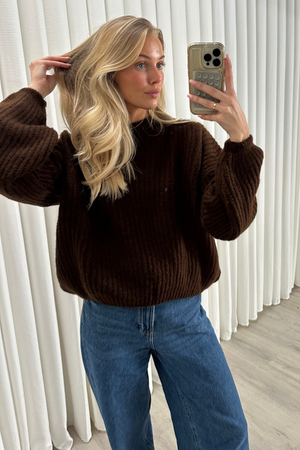 Gabriela Strick - braun