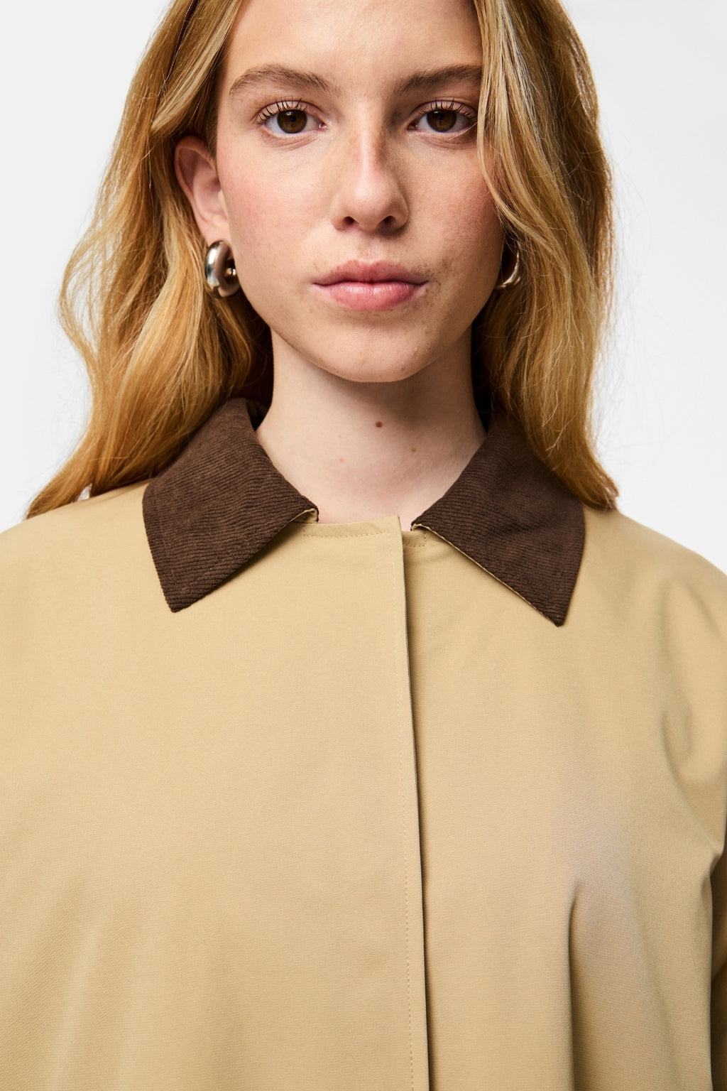 Jorma Lange leichte Jacke – Travertine Hot Fudge