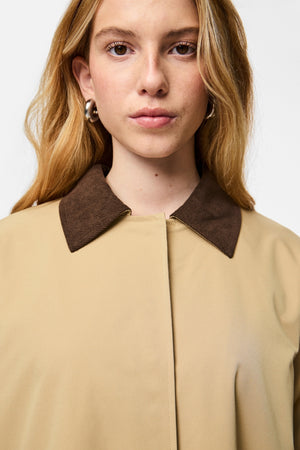 Jorma Lange leichte Jacke – Travertine Hot Fudge