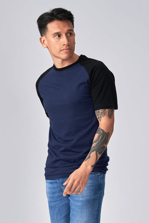 Basic raglan T-shirt - Black-Navy - TeeShoppen Group™ - T-shirt - TeeShoppen